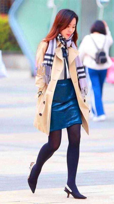 黑丝袜高跟鞋穿出女人的成熟感,独特的魅力走到哪里都会吸引关注