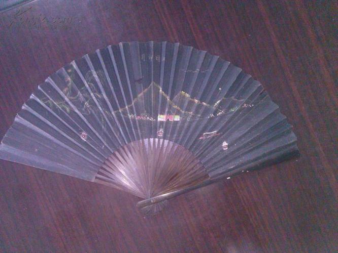 晚清至民国(佚名)手绘西湖风景题诗折扇一把(正面绘三潭印月,背面西湖