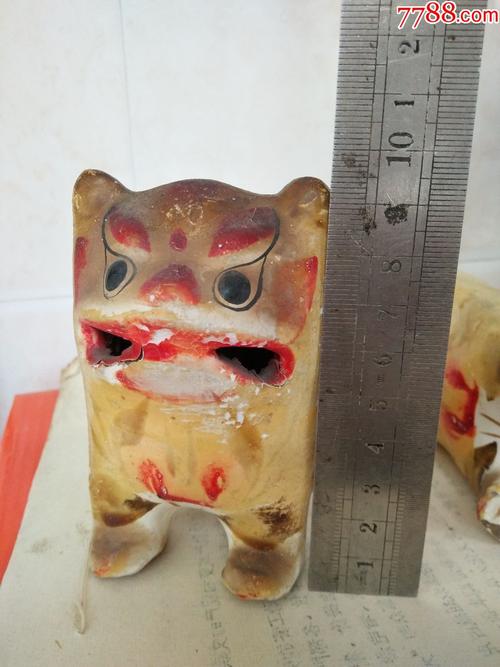 早期的玩具小老虎一对合拍_石膏制品_任城古玩收藏