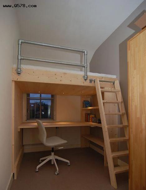 9平次卧改儿童房,想了半天只能做挑空床,没想到下面还能放书桌