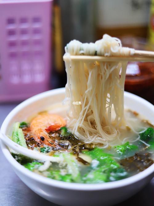 海口白坡里"甜品屋"伊面汤蒜头油香整条街6015_甜品_鱼煲王(白坡