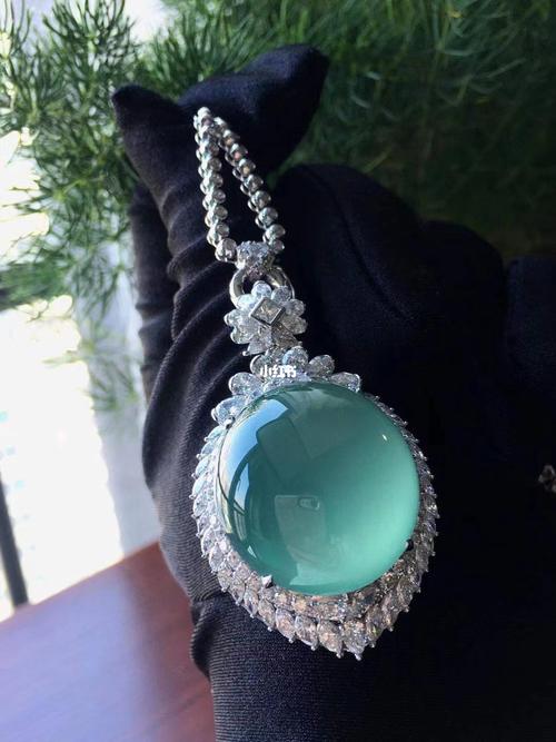 极品天空蓝蛋面95_翡翠_珠宝_18k金_翡翠珠宝_时尚