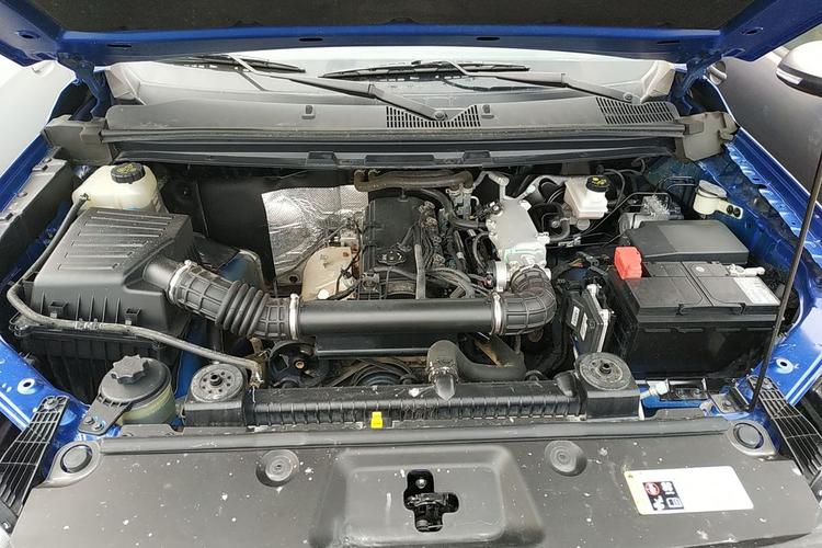 上汽大通 大通t60 2017款 2.4l汽油手动两驱低底盘舒适型小双排