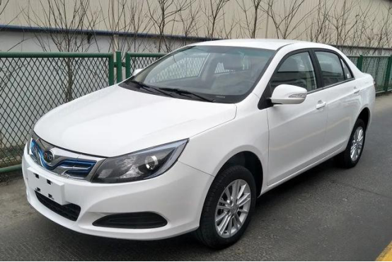 4月新能源汽车销量比亚迪共25万辆召回比亚迪e5宋dm