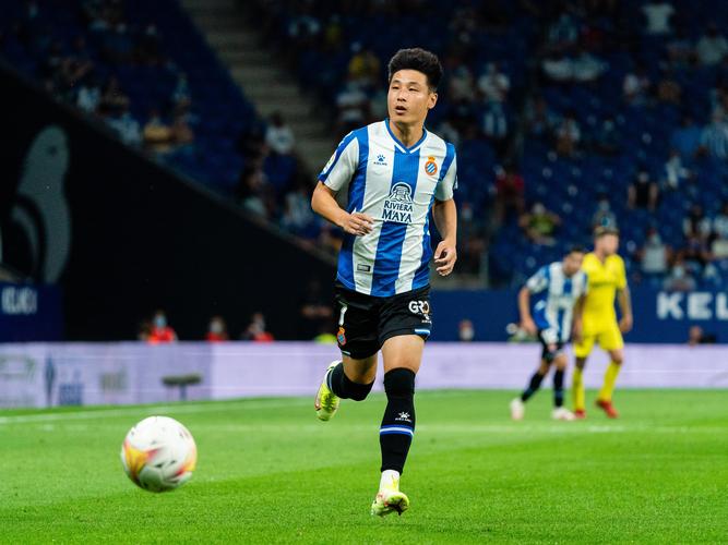 足球西甲西班牙人平比利亚雷亚尔