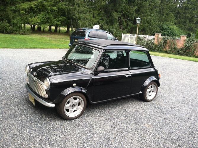 classic vintage rover mini cooper limited edition