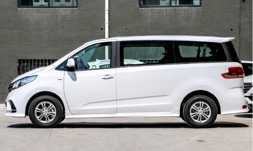 瑞风m4,风行m7对比大通g10,实力告诉你g10才是王道