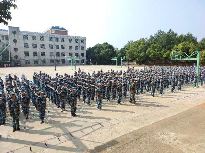 宜章县十一中学优秀学子们: 与烈日抗衡,同风雨争斗