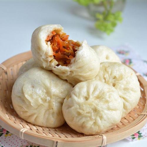 猪肉萝卜包子