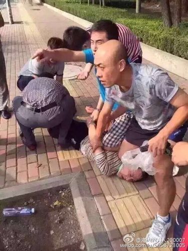 大连持枪杀人案嫌犯被捕抓捕现场曝光图