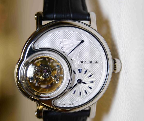 三轴立体陀飞轮2014巴塞尔海鸥腕表实拍图