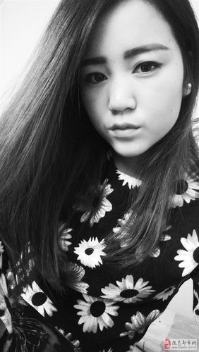 李美玲(女,20岁)