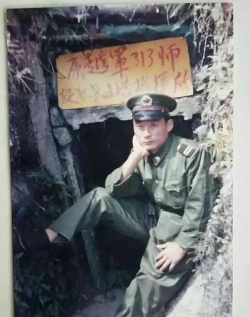 烈士死去"的誓言还在我耳边久久地回响,战友们为了祖国,不怕流血牺牲