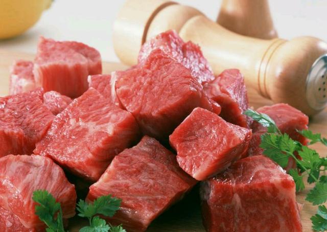 患有胃病不能吃牛肉?提醒:入秋养胃,这3种肉尽量少碰