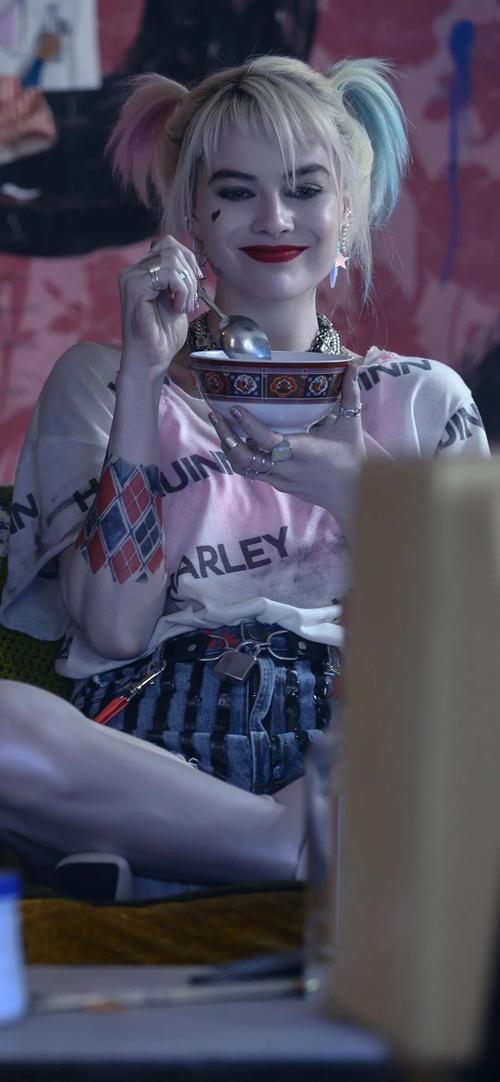 壁纸丨小丑女