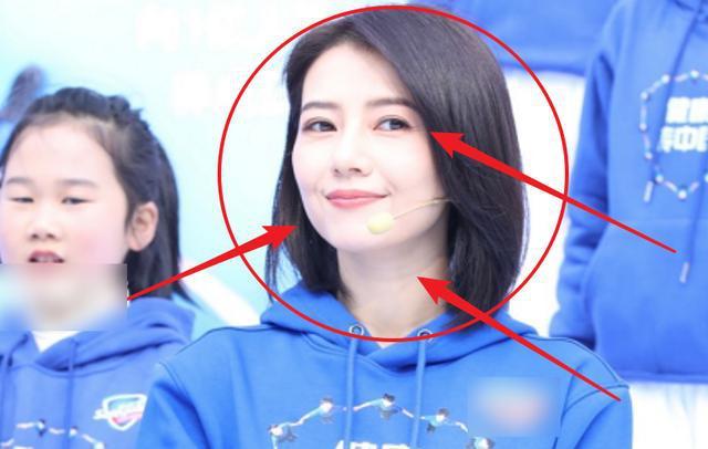 41岁高圆圆气质短发亮相,生图状态很真实,终究还是没躲过岁月