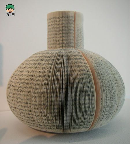 手工制作废纸叠花瓶 精美的书籍花瓶工艺品欣赏