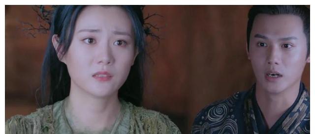镜双城纯煌的妹妹雅燃怎么会变成菟萝呢原著有解释