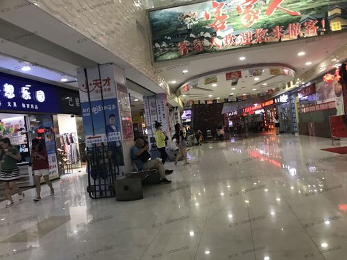 深圳福田口岸商业广场-室内一层西走廊四3