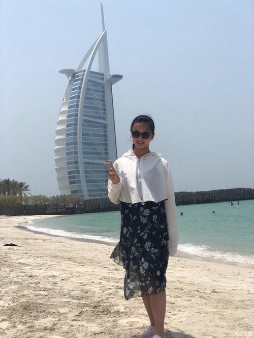 00后小美女迪拜游记