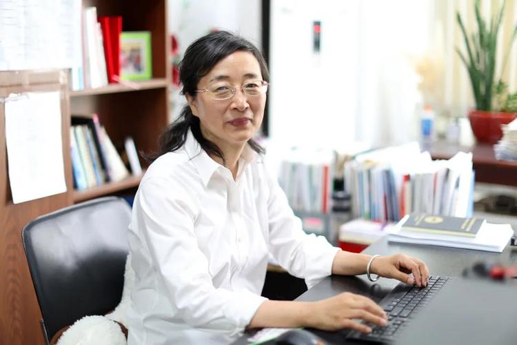 张香兰只为做一名好老师