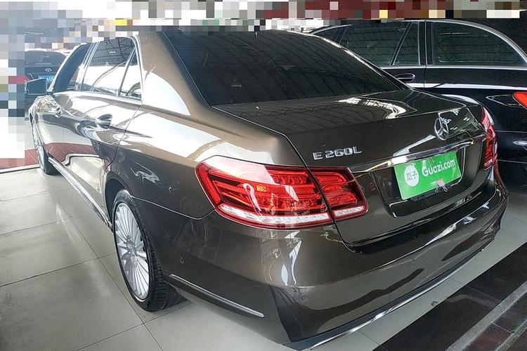 奔驰e级 2015款 e 260 l