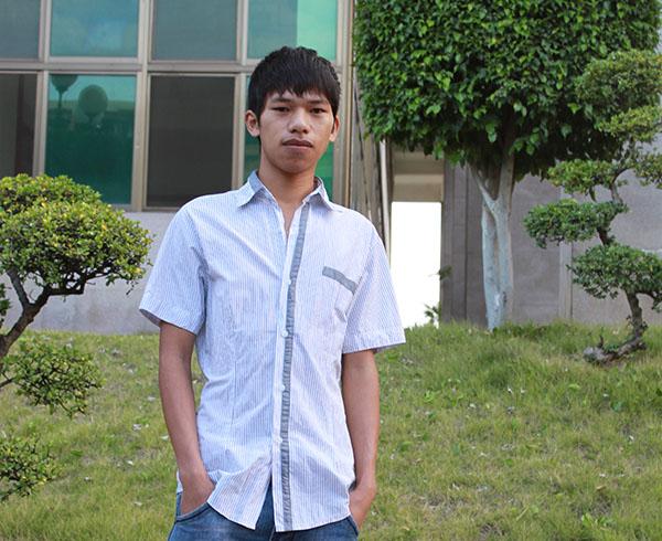 2011-2012学年度第一学期校园之星:陈兴文