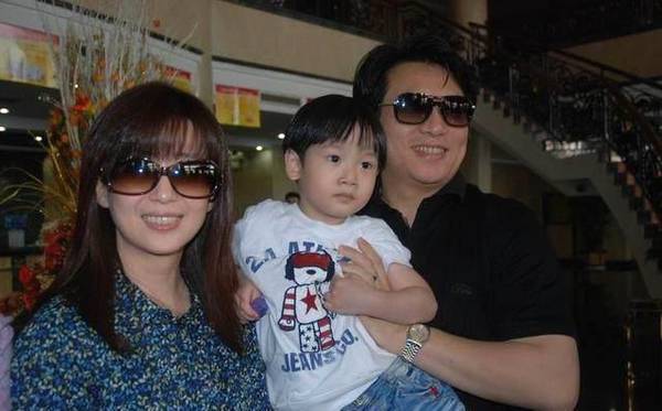 清纯玉女孟庭苇离婚后前夫狂追,48岁却似少女美丽