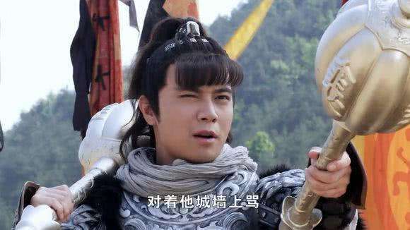 top,2 裴元庆-八棱梅花亮银锤