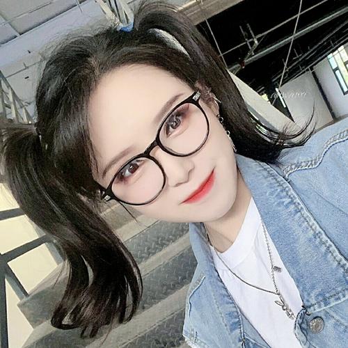 姜十七 
