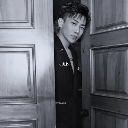 何九华!_杂志_何九华_娱乐_明星娱乐资讯