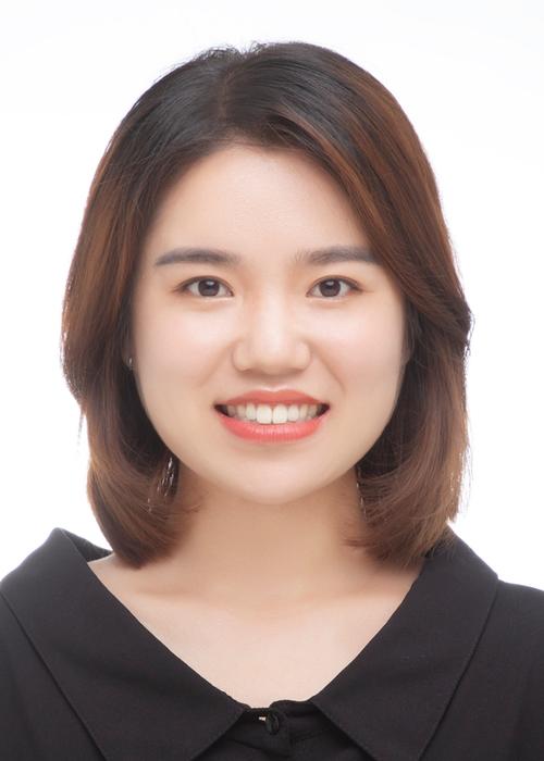 李佳蔚
