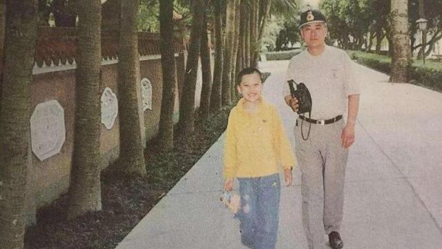 郑渊洁和郑亚旗