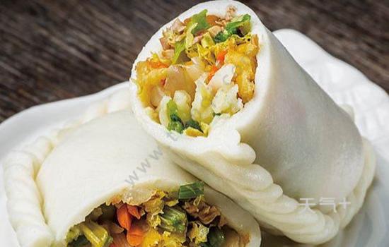 仙居杨梅是浙江台州的特色水果,仙居栽培杨梅有1000多年的历史,三百