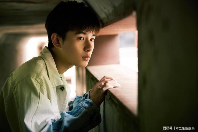 娱乐圈最具潜力00后男演员易烊千玺曾仕轩你知道几位