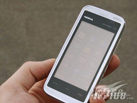 诺基亚5530为什么自己老上网呢?无缘无故花费了我好几百的话费