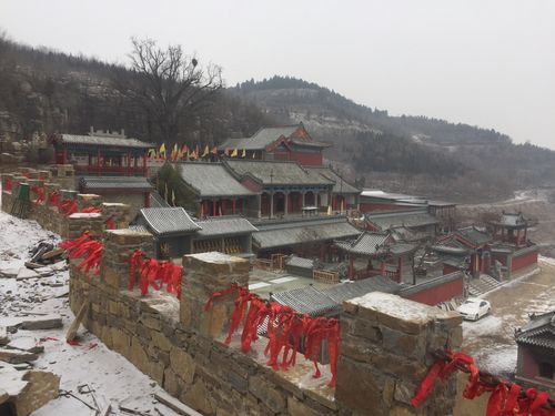 巨龙山～～王母宫