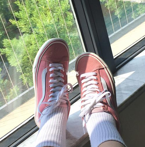 vans樱花粉朴彩英同款9393_樱花_朴彩英_板鞋_范斯怎么样_vans