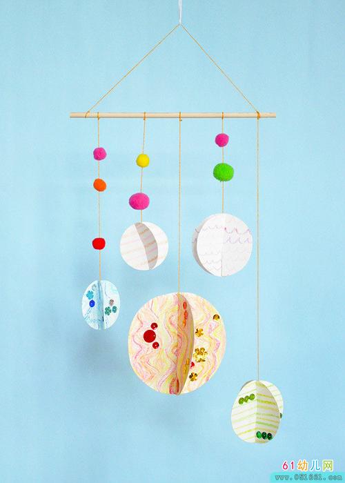 幼儿园星球吊饰手工_幼儿手工作品_61幼儿网