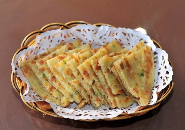 电饼铛五香葱油饼】