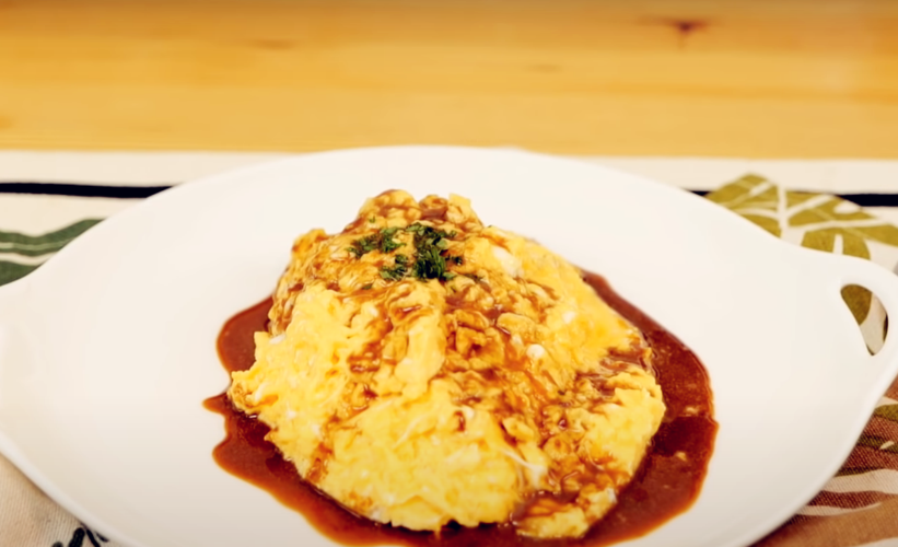 原创日式蛋包饭正宗做法鸡蛋鲜嫩味道香浓让人胃口大开