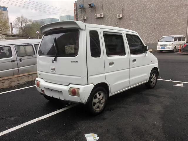 忘掉五菱mini全款1万元正宗日本个性实用燃油轿车北斗星