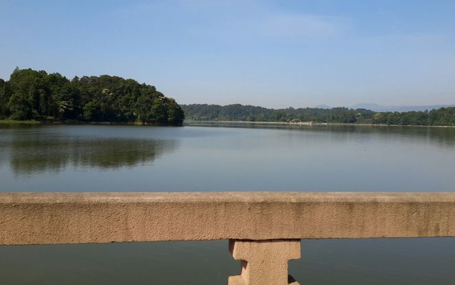 雅安景点:百丈湖风景区 有人关注