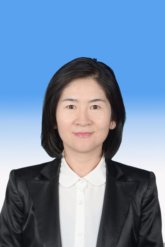 陈科萍,女,汉族,1975年9月生,河南正阳人,1992年9月参加工作,1997月5