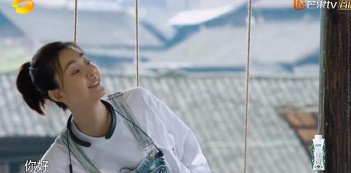 吴亦凡蘑菇屋遇"初吻女友"王丽坤,谁注意到这个细节?满屏尴尬