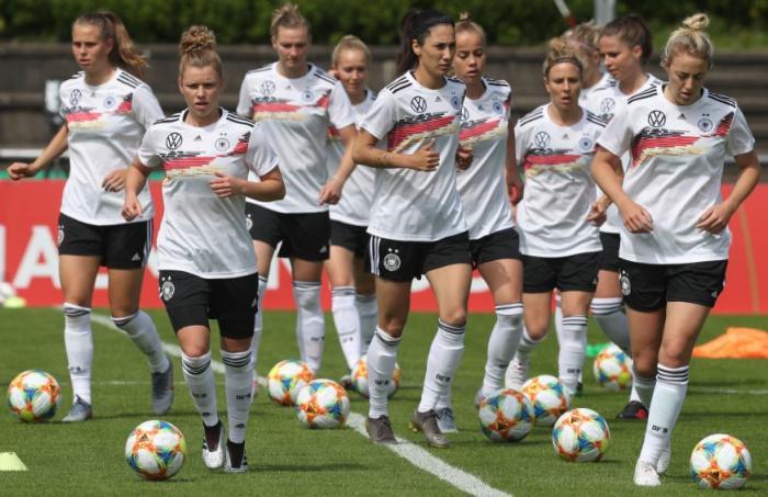 2019法国女足世界杯bc组前瞻:德国女足vs中国女足