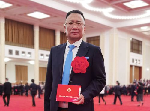 兰大一院副院长刘健荣获"全国抗击新冠肺炎疫情先进个人荣誉称号"