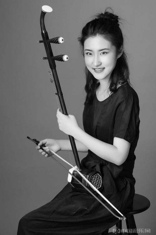 黄紫沐      二胡声部   中央音乐学院大二年级   周艺妮   中央