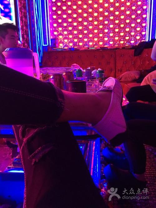 金色年华ktv图片 - 第1张