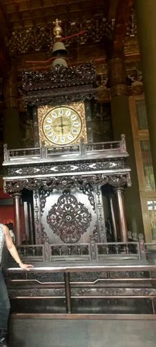 故宫里最大尺寸的座钟自鸣钟